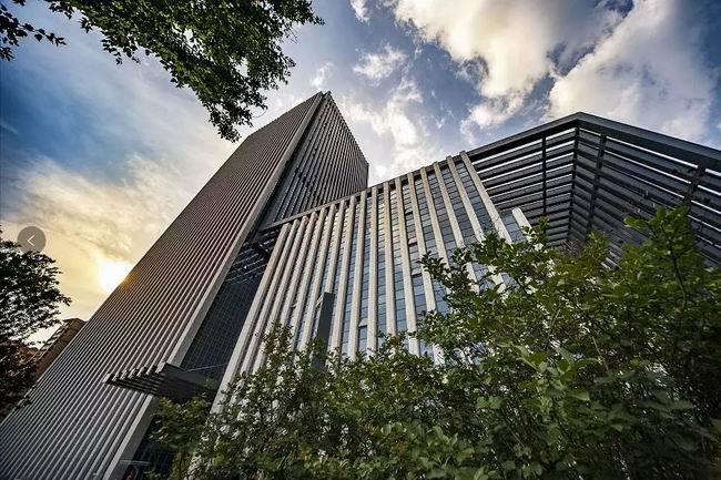 在洛阳，，，，，，怎样选择写字楼？？？？？？？